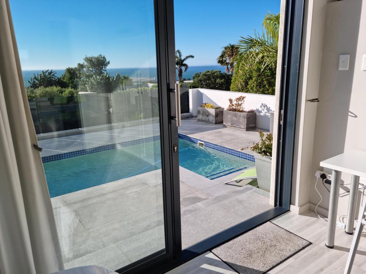 Camps Bay Cosy Accommodation كيب تاون المظهر الخارجي الصورة