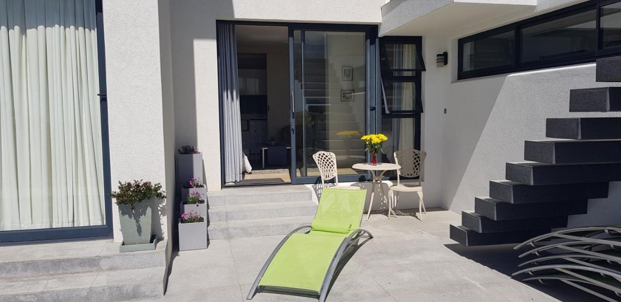 Camps Bay Cosy Accommodation كيب تاون المظهر الخارجي الصورة