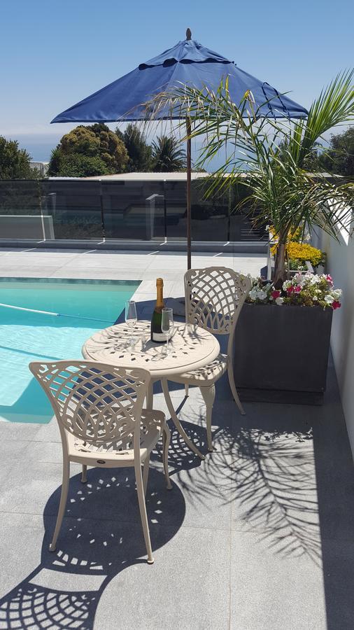 Camps Bay Cosy Accommodation كيب تاون المظهر الخارجي الصورة