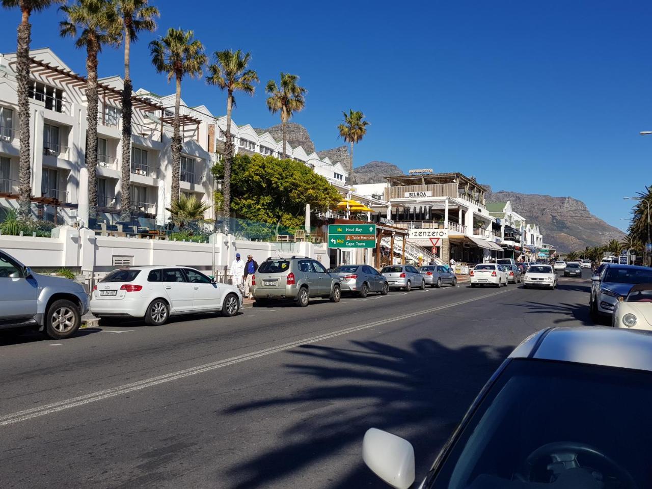 Camps Bay Cosy Accommodation كيب تاون المظهر الخارجي الصورة
