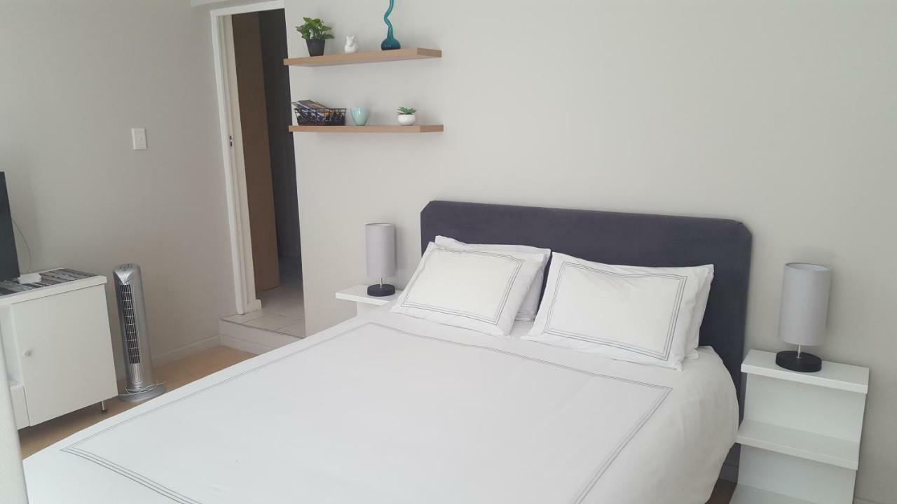 Camps Bay Cosy Accommodation كيب تاون المظهر الخارجي الصورة