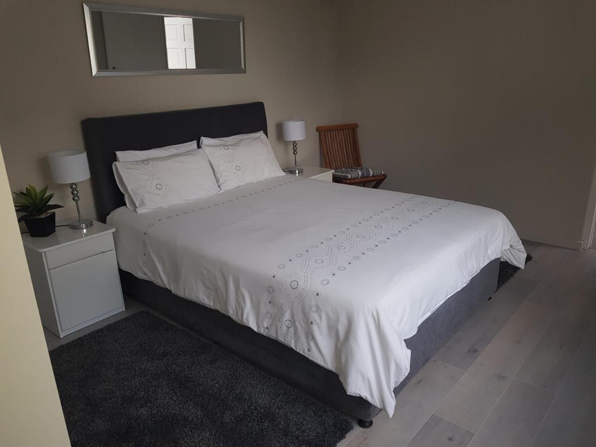Camps Bay Cosy Accommodation كيب تاون المظهر الخارجي الصورة